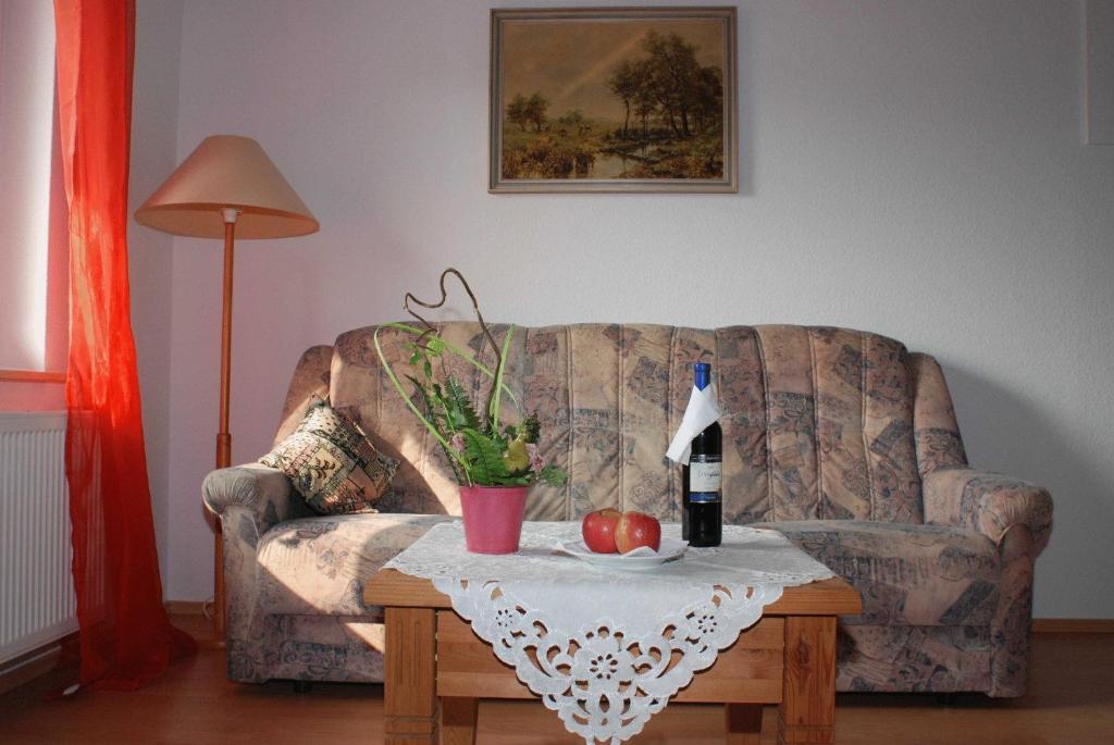 Ferienwohnung Pferdezentrum Edersee Waldeck  Ruang foto
